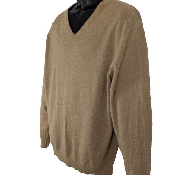 Hart Schaffner Marx Mens XL Camel 100% Cashmere V-Neck Sweater - Picture 3 of 7